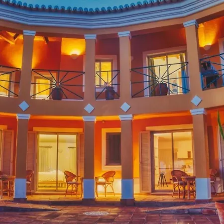Prázdninový dům With Pool Sea Views And Access *